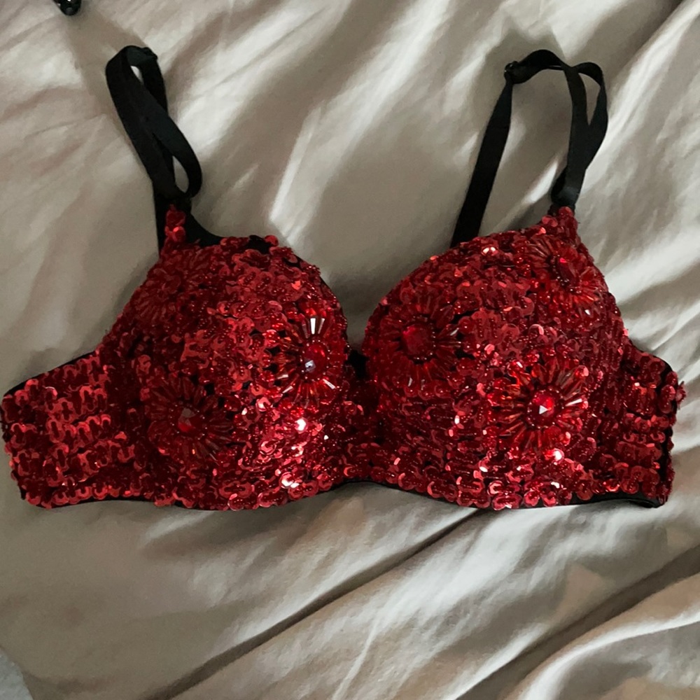 Red sequins bra